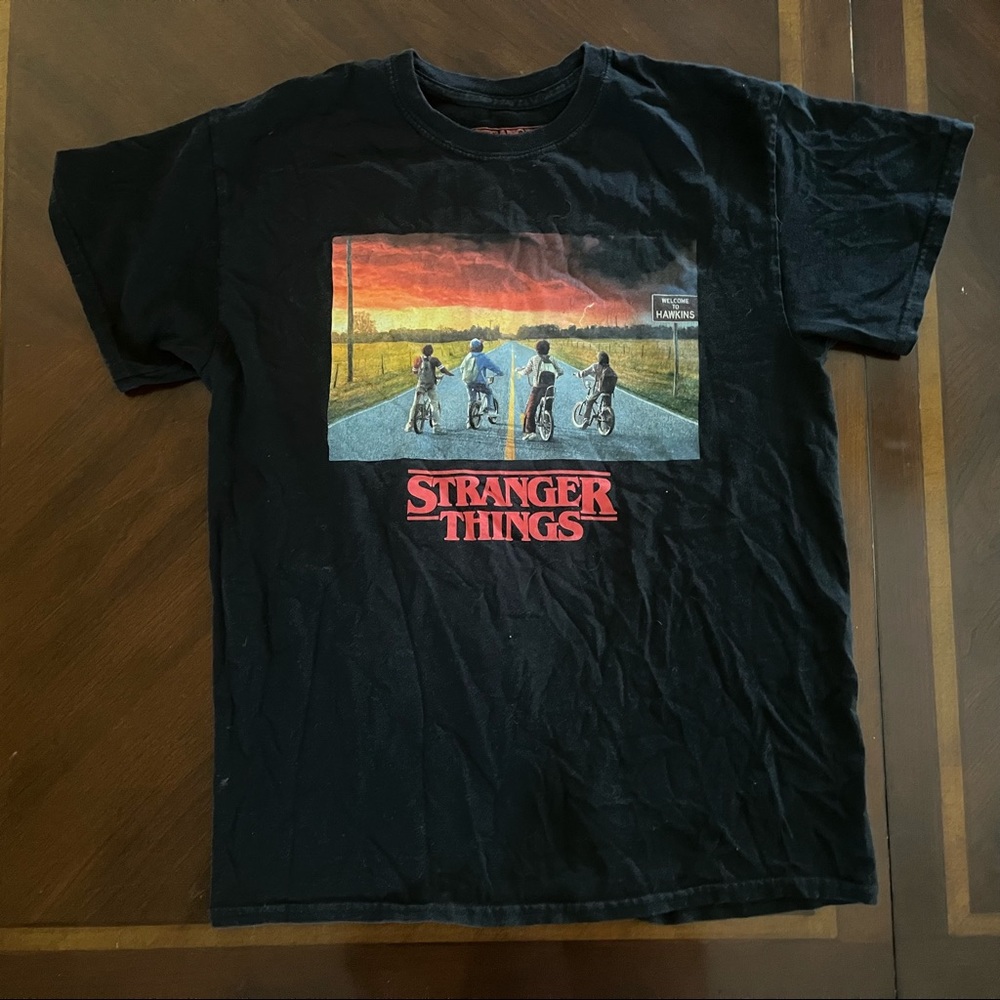 Stranger things T shirt